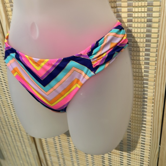 Victoria's Secret 2 Piece Bikini Bright Rainbow Chevron Stripes Halter Top M - Picture 8 of 16
